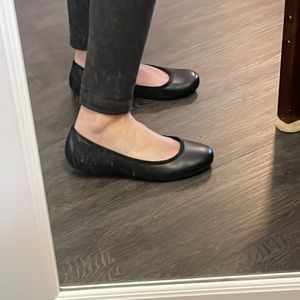Born black flats size 7